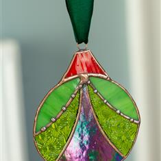 Tiffany style glass bauble